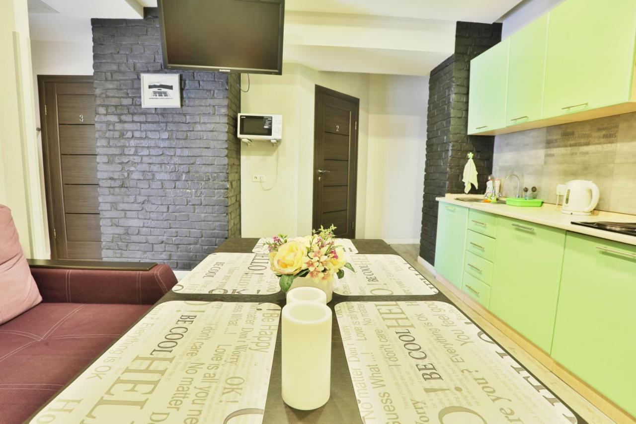 Light Life Hostel Kiev Eksteriør bilde